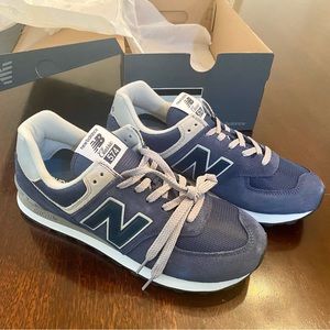NWT Men’s 8.5 New Balance Classics 574 Core - Blue